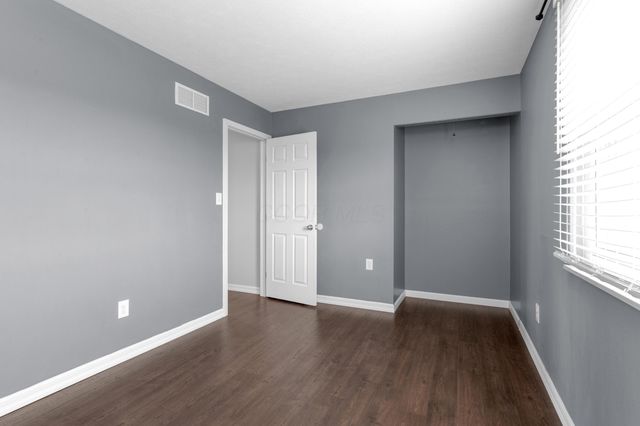 9042 Carriage Court NW, Pickerington, OH 43147