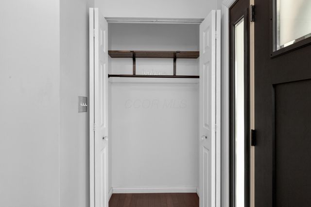 9042 Carriage Court NW, Pickerington, OH 43147