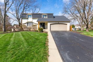 9042 Carriage Court NW, Pickerington, OH 43147