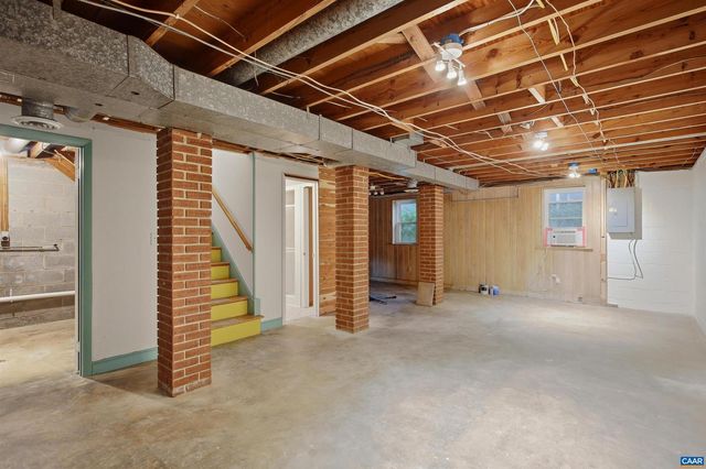 2238 BANBURY ST, Charlottesville, VA 22901