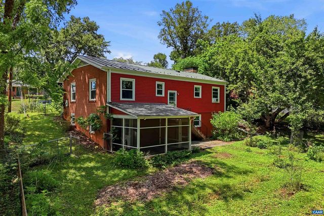 2238 BANBURY ST, Charlottesville, VA 22901