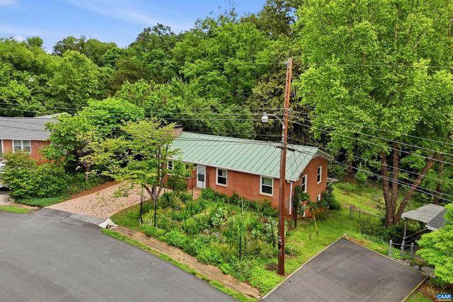2238 BANBURY ST, Charlottesville, VA 22901