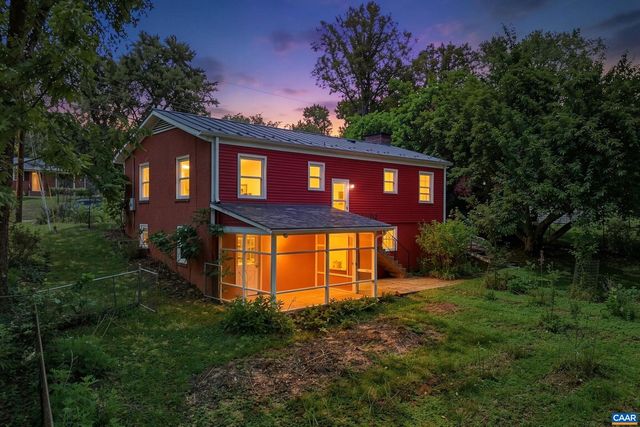 2238 BANBURY ST, Charlottesville, VA 22901