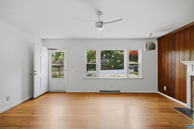 2238 BANBURY ST, Charlottesville, VA 22901