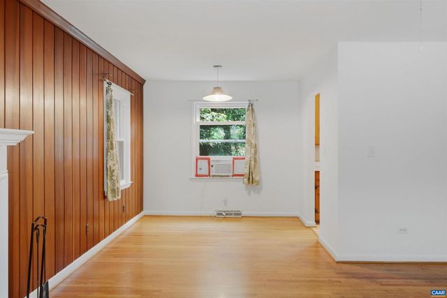 2238 BANBURY ST, Charlottesville, VA 22901