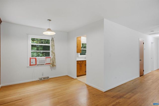 2238 BANBURY ST, Charlottesville, VA 22901