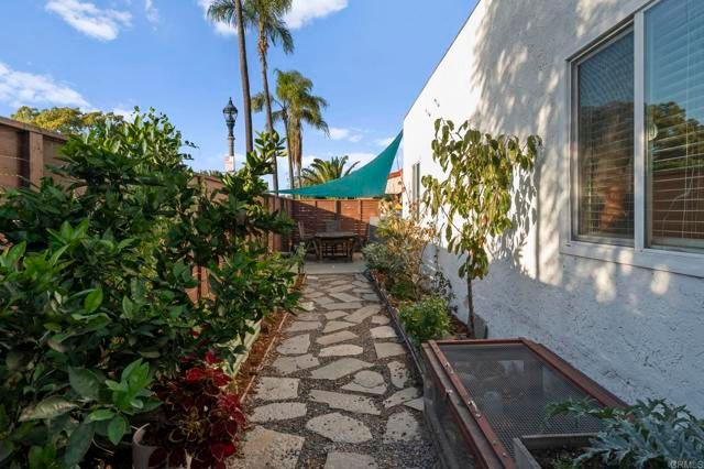 4152 Orange Ave, San Diego, CA 92105