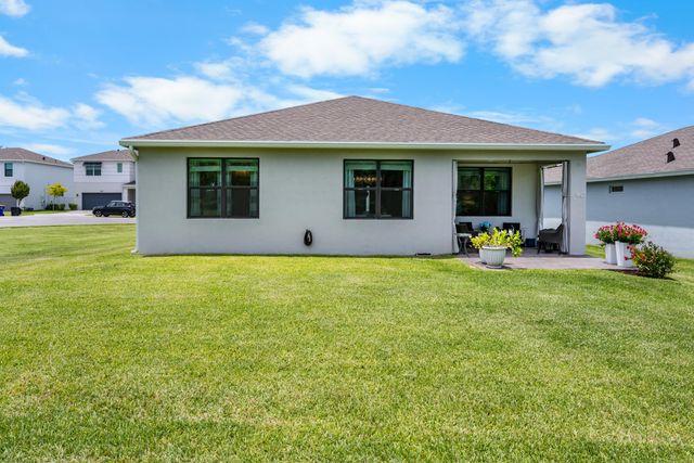 2005 NE Ocean Dunes Drive, Jensen Beach, FL 34957