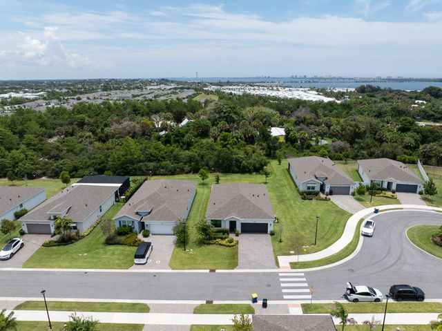2005 NE Ocean Dunes Drive, Jensen Beach, FL 34957