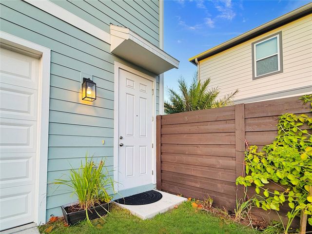 6502 ROVER WAY, St Cloud, FL 34771