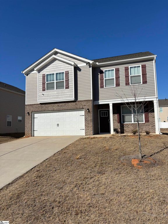 135 Slateford Circle, Piedmont, SC 29673