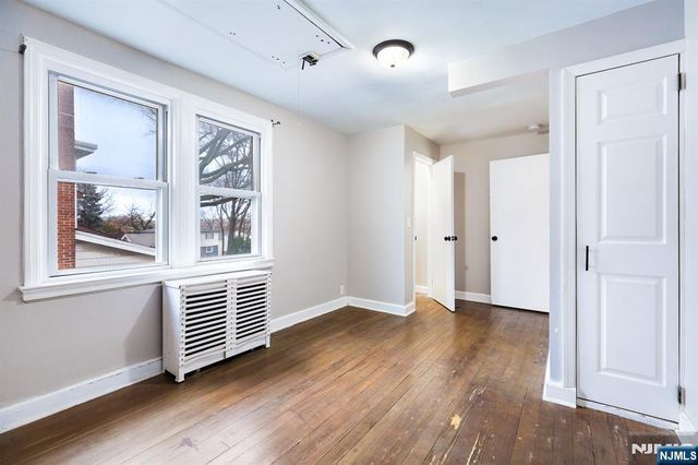 26 Van Ness Terrace 2, Maplewood, NJ 07040