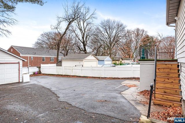 26 Van Ness Terrace 2, Maplewood, NJ 07040