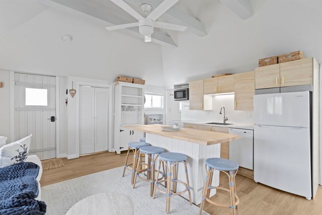 515 Winnacunnet Rd Unit 6, Hampton, NH 03842