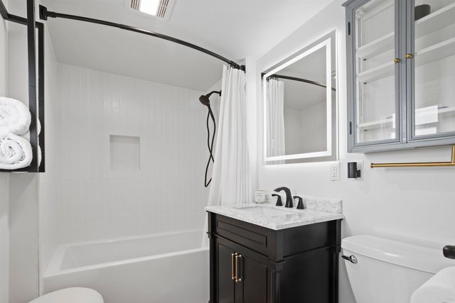 515 Winnacunnet Rd Unit 6, Hampton, NH 03842