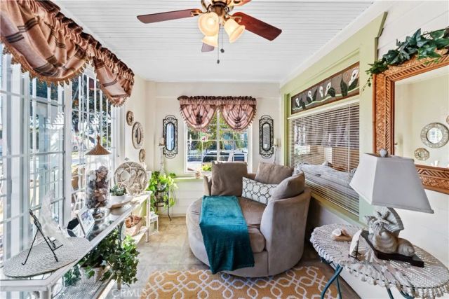203 N Mesa, San Pedro, CA 90731