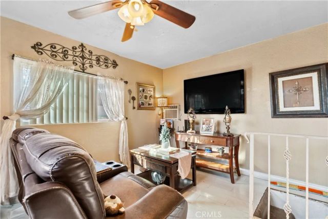 203 N Mesa, San Pedro, CA 90731