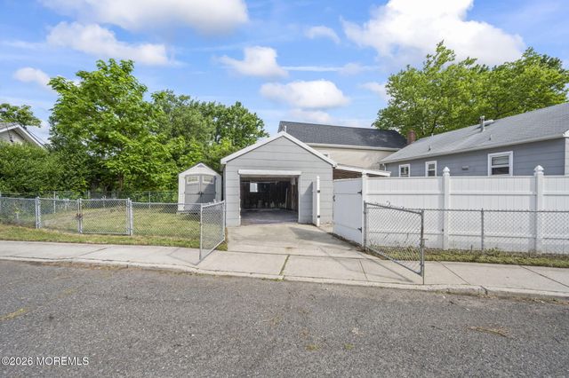 21 N Shore Street, Keansburg, NJ 07734