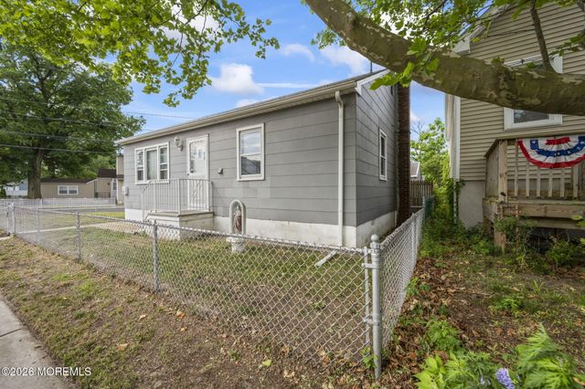 21 N Shore Street, Keansburg, NJ 07734