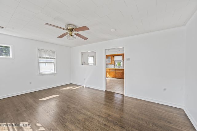 21 N Shore Street, Keansburg, NJ 07734