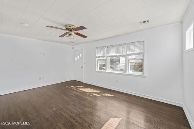 21 N Shore Street, Keansburg, NJ 07734