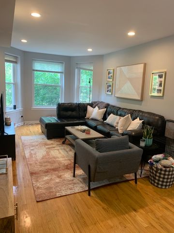 3738 N FREMONT Street 2F, Chicago, IL 60613