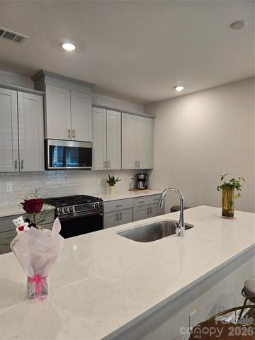 1221 Colgher Street, Charlotte, NC 28227