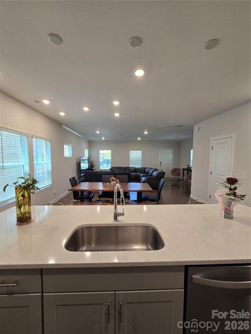 1221 Colgher Street, Charlotte, NC 28227