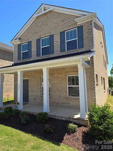 1221 Colgher Street, Charlotte, NC 28227