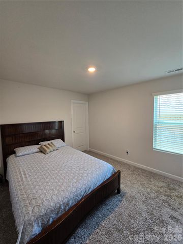 1221 Colgher Street, Charlotte, NC 28227
