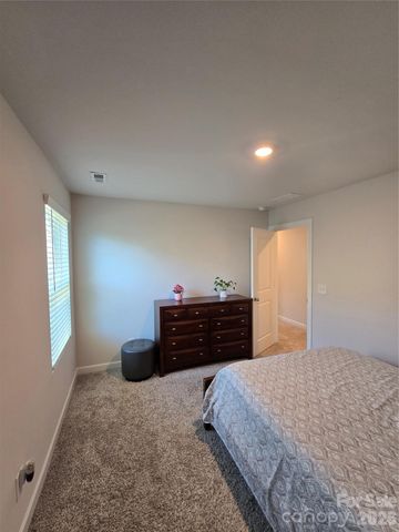 1221 Colgher Street, Charlotte, NC 28227