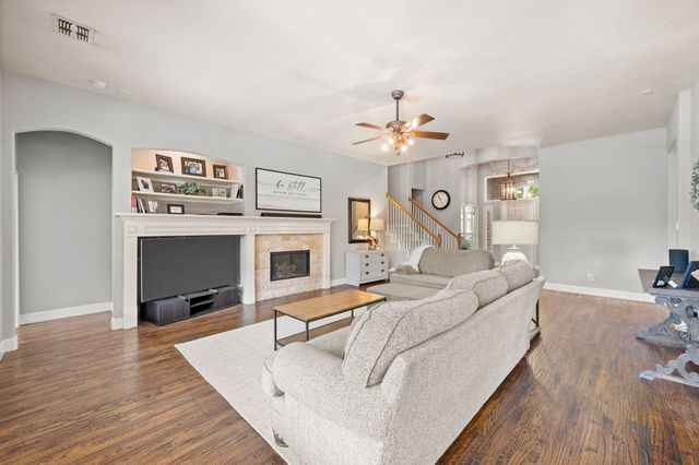 5406 Timber Park Drive, Flower Mound, TX 75028