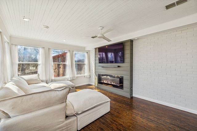 833 Rose Park Dr, Nashville, TN 37206