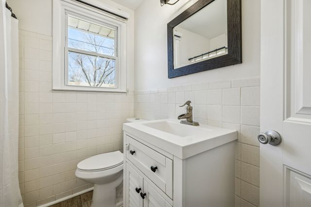 833 Rose Park Dr, Nashville, TN 37206