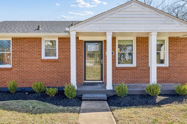 833 Rose Park Dr, Nashville, TN 37206