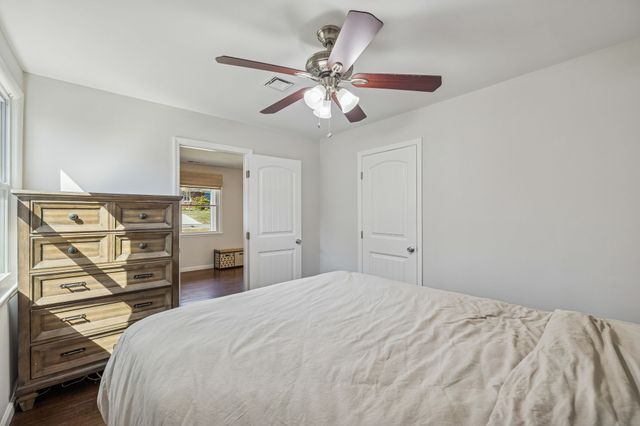 833 Rose Park Dr, Nashville, TN 37206