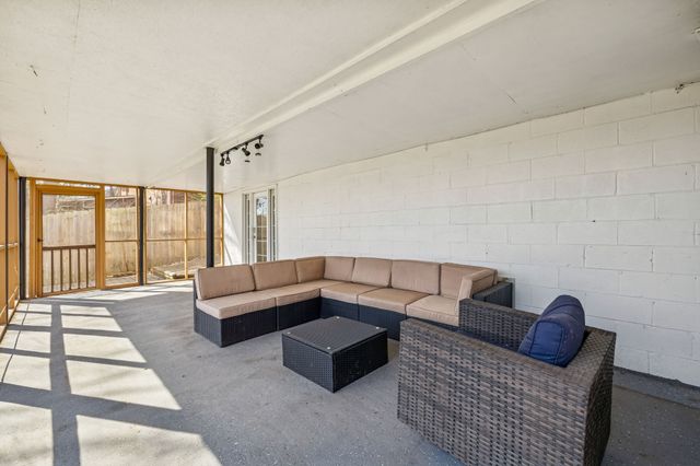 833 Rose Park Dr, Nashville, TN 37206