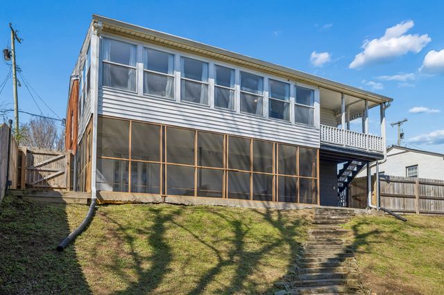 833 Rose Park Dr, Nashville, TN 37206