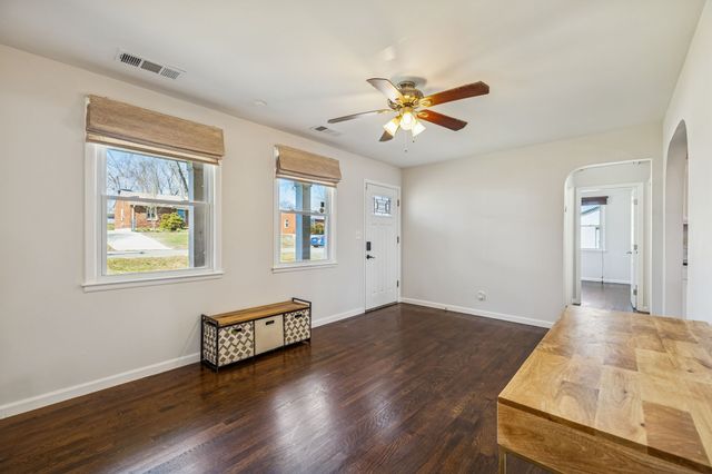 833 Rose Park Dr, Nashville, TN 37206