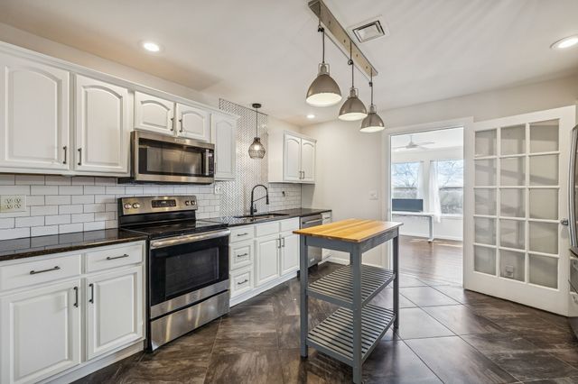 833 Rose Park Dr, Nashville, TN 37206