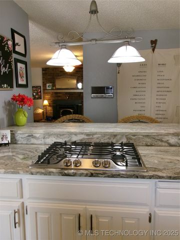 614 Hilltop Lane, Muskogee, OK 74403