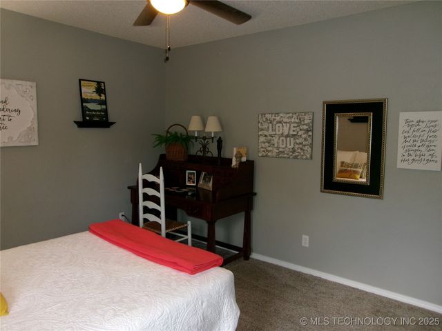 614 Hilltop Lane, Muskogee, OK 74403