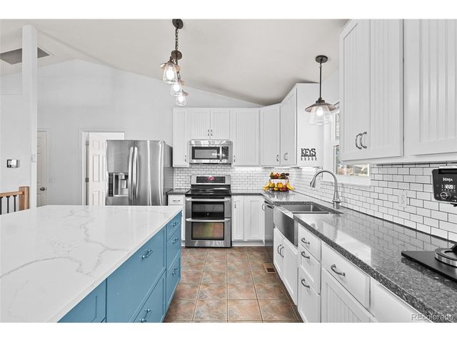 11549 Haskell Creek Rd, Larkspur, CO 80118