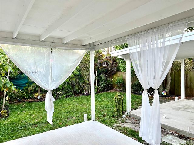 5300 NW 1st Ave 5300, Oakland Park, FL 33309