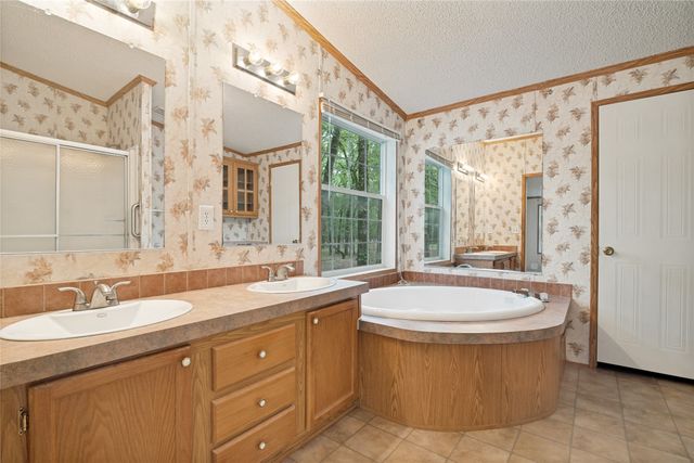 1229 Sandy Oaks Road, Quinlan, TX 75474