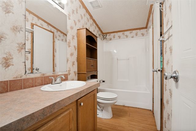 1229 Sandy Oaks Road, Quinlan, TX 75474