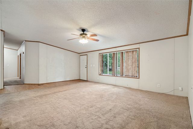 1229 Sandy Oaks Road, Quinlan, TX 75474