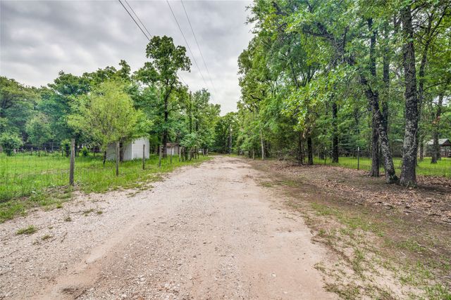 1229 Sandy Oaks Road, Quinlan, TX 75474