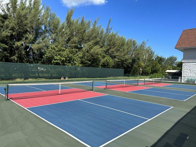 7286 Huntington Lane 303, Delray Beach, FL 33446