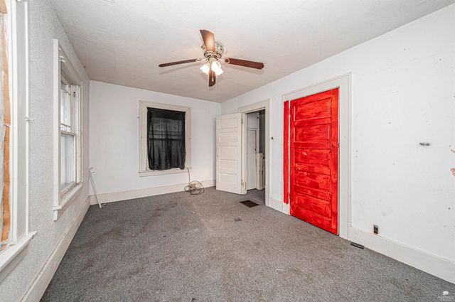 210 W 2nd Street, Junction City, KS 66441